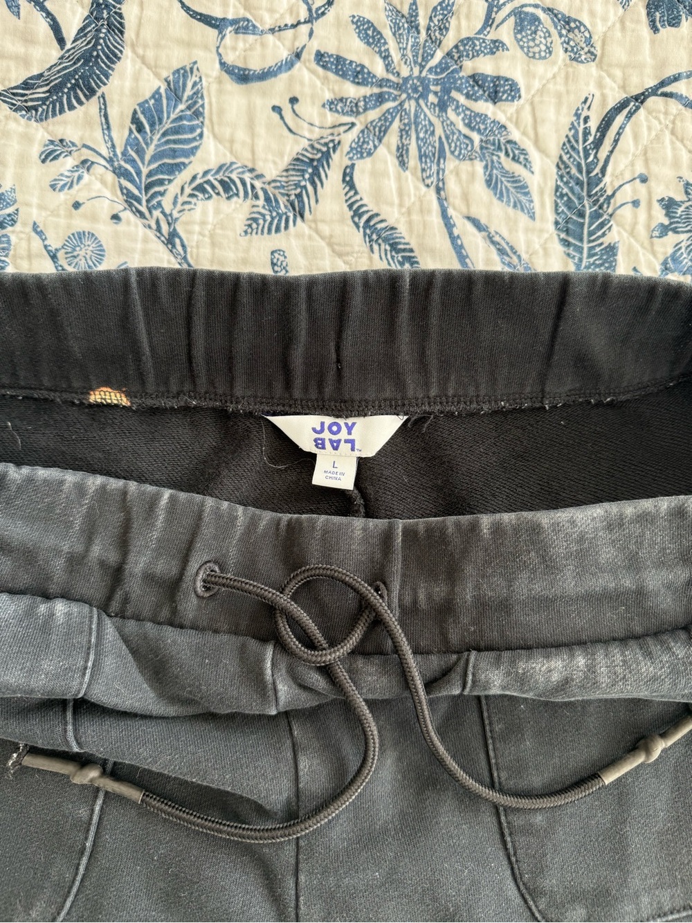 JoyLab Black Drawstring Athletic Lounge Shorts - Picture 3 of 4